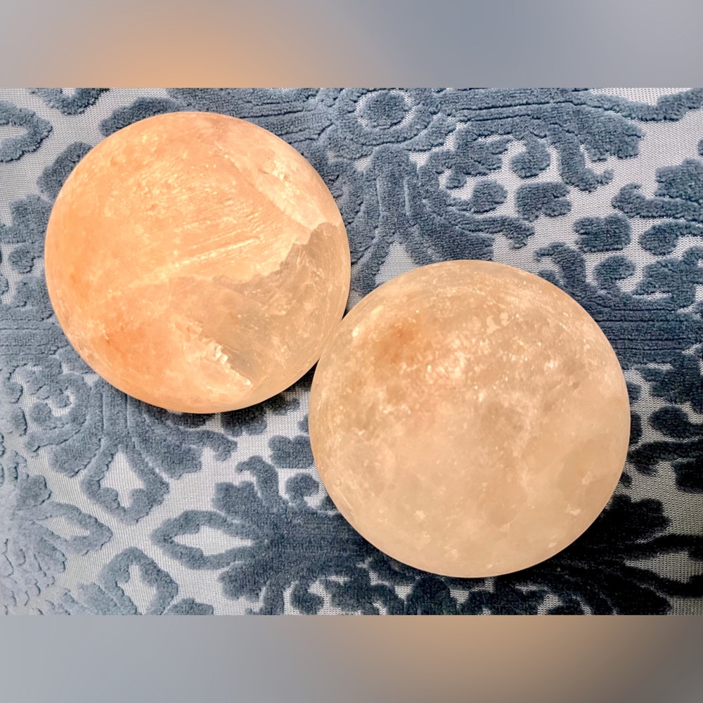 NWT Pink Himalayan Sea Salt Massage Stones